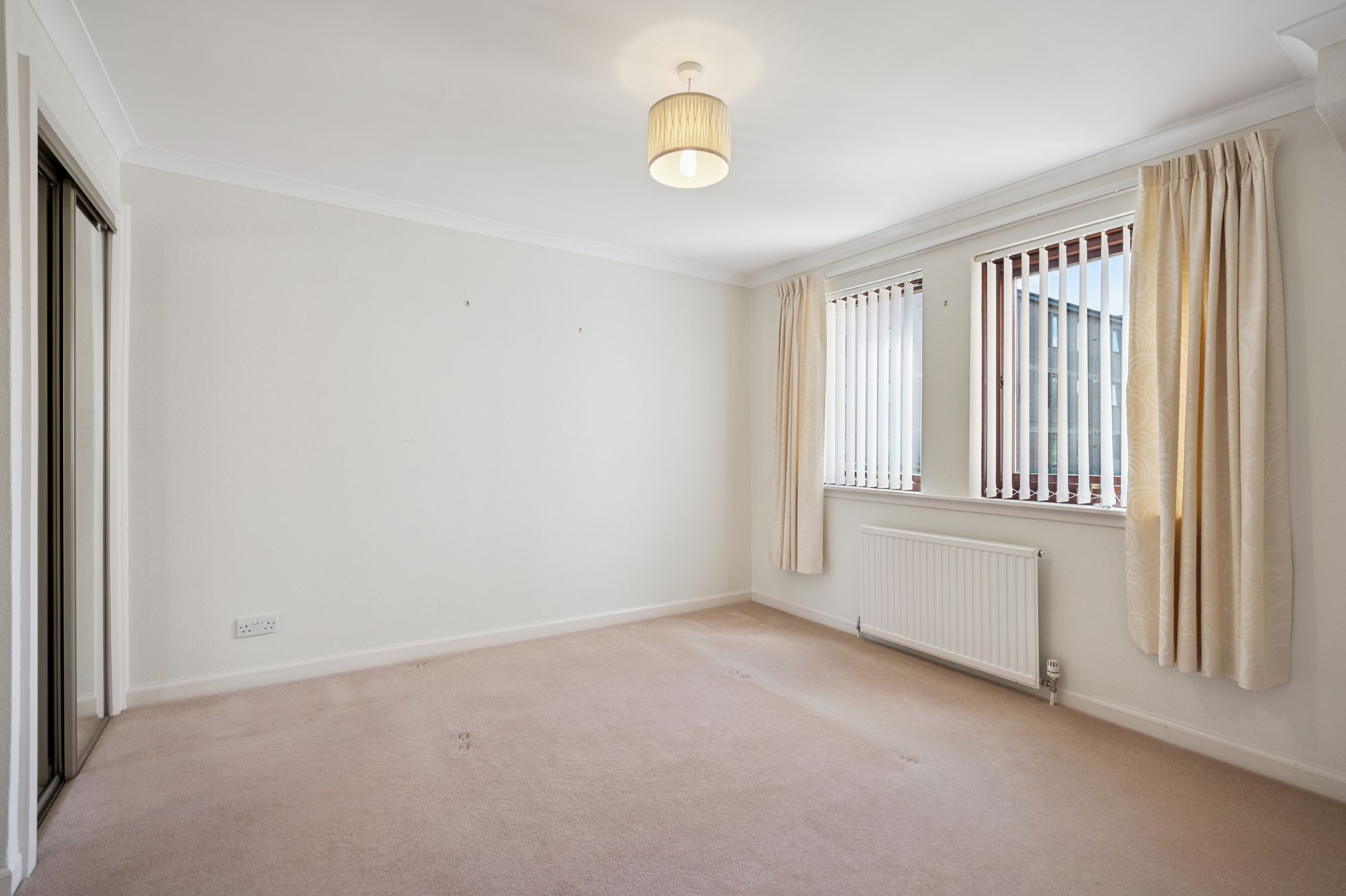 2 bed flat for sale in Springbank Gardens, Dunblane, FK15 - Property Image 7