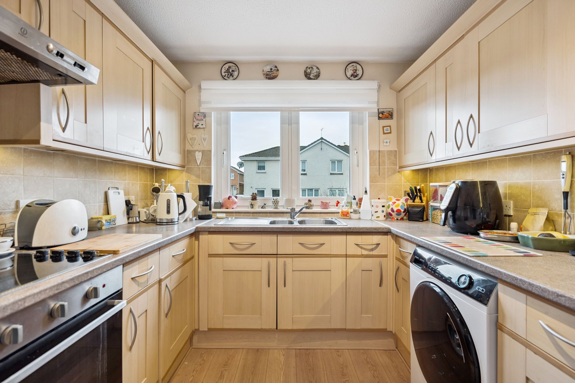 2 bed flat for sale in Buchan Drive, Dunblane, FK15  - Property Image 6