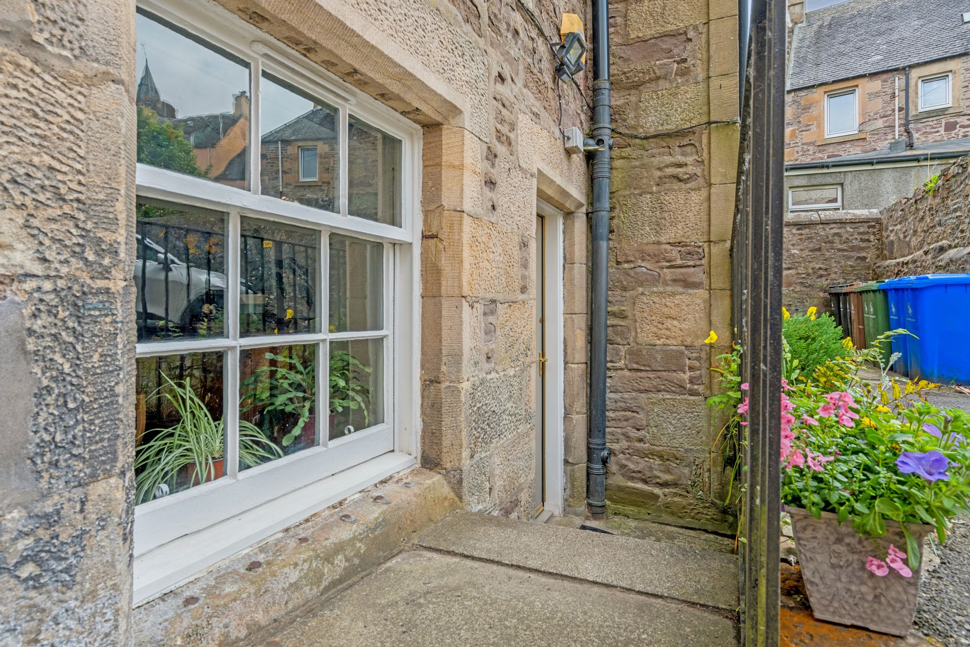 2 bed flat for sale in High Street, Dunblane, FK15  - Property Image 15