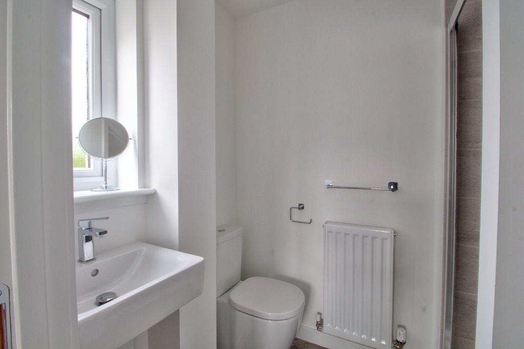 3 bed end of terrace house to rent in Young Road, Victoria Park, Dunblane, Dunblane, FK15 0FT  - Property Image 11