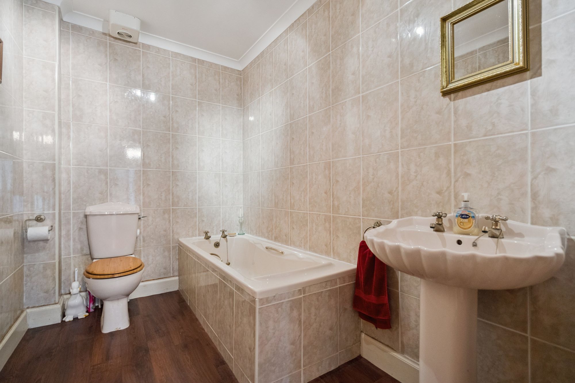 4 bed detached bungalow for sale in Tulipan Crescent, Callander, FK17  - Property Image 18