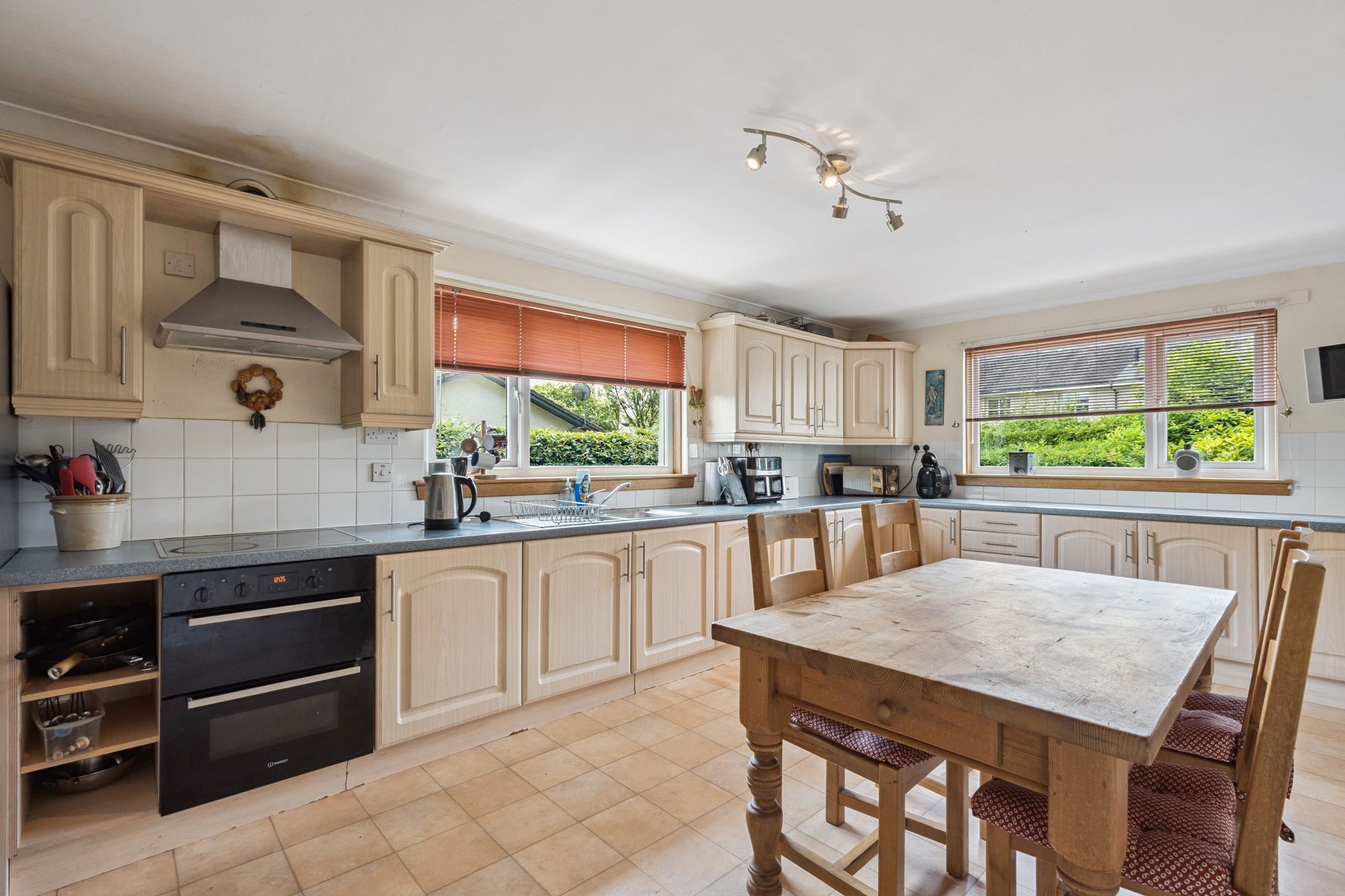 4 bed detached bungalow for sale in Tulipan Crescent, Callander, FK17  - Property Image 4