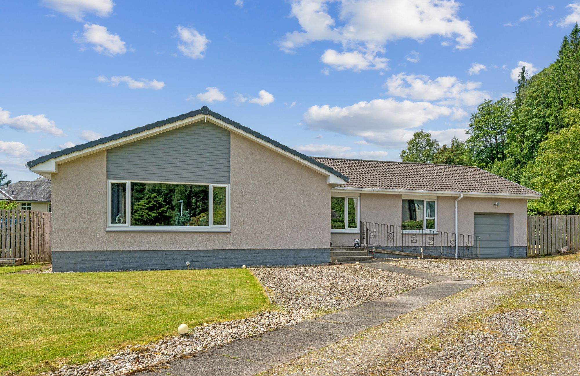 4 bed detached bungalow for sale in Tulipan Crescent, Callander, FK17