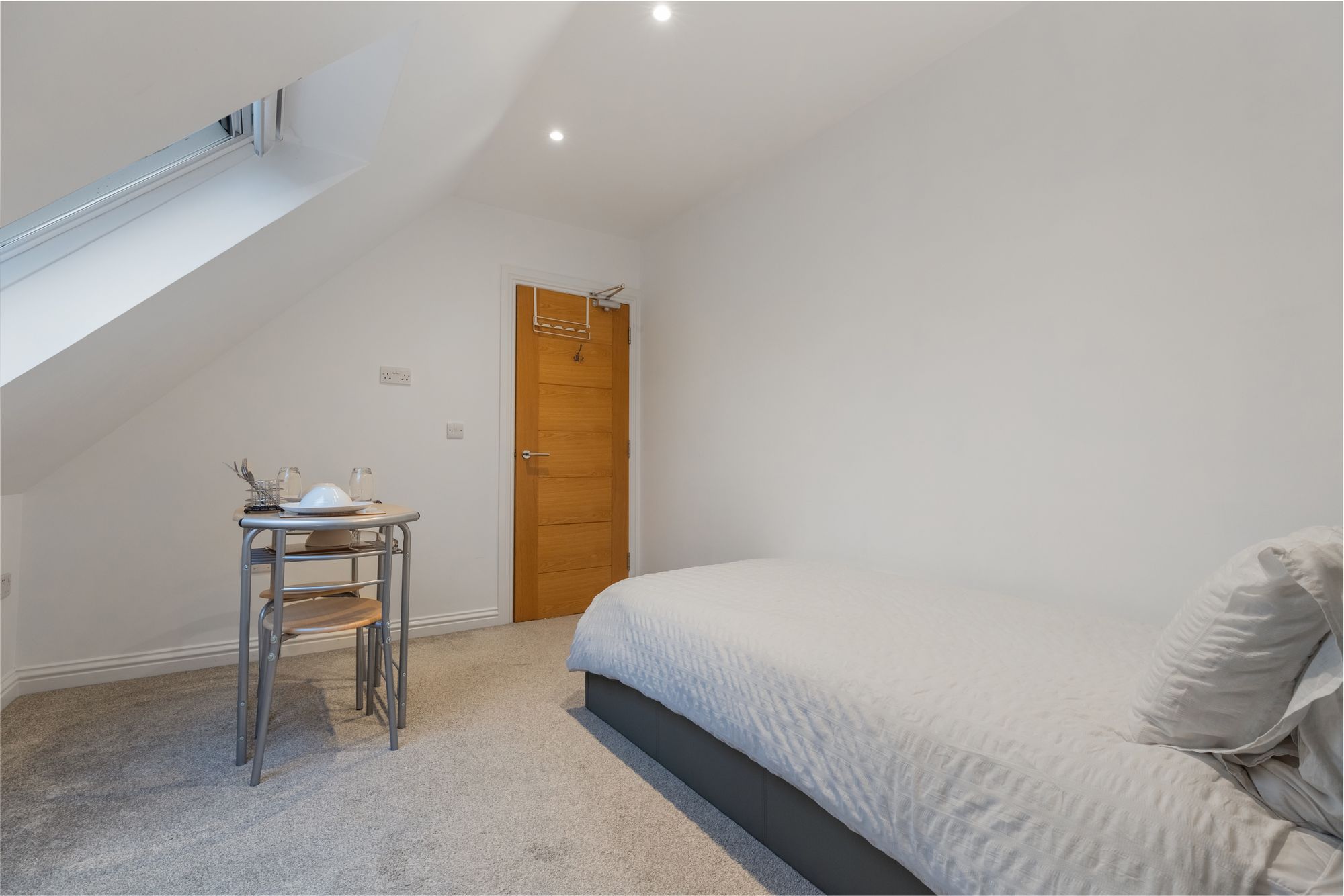 4 bed mid-terraced house for sale in Camp Place, Callander, FK17 18