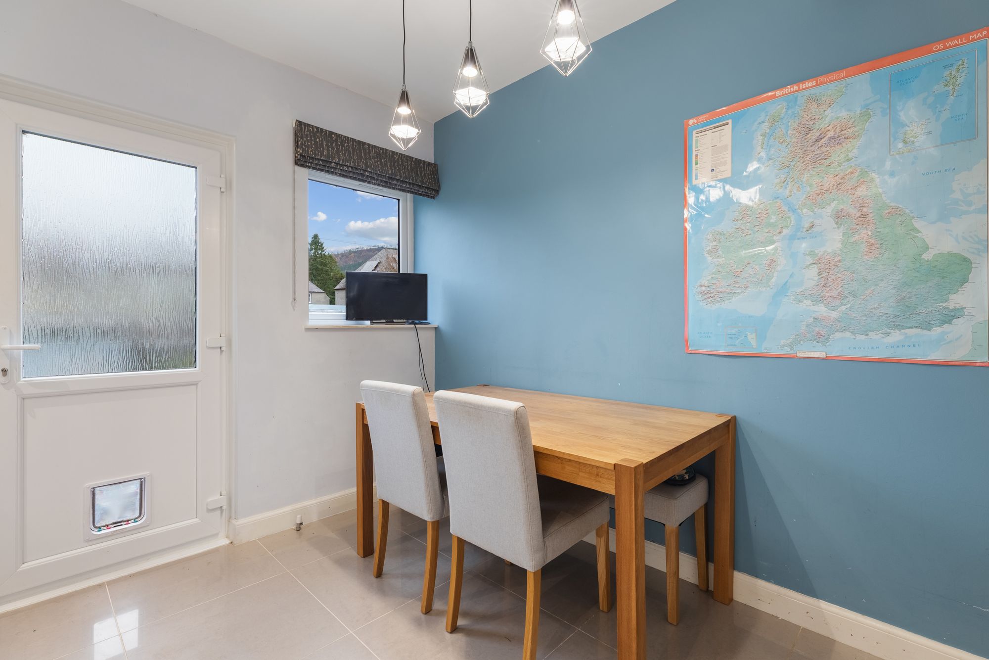 4 bed mid-terraced house for sale in Camp Place, Callander, FK17  - Property Image 7