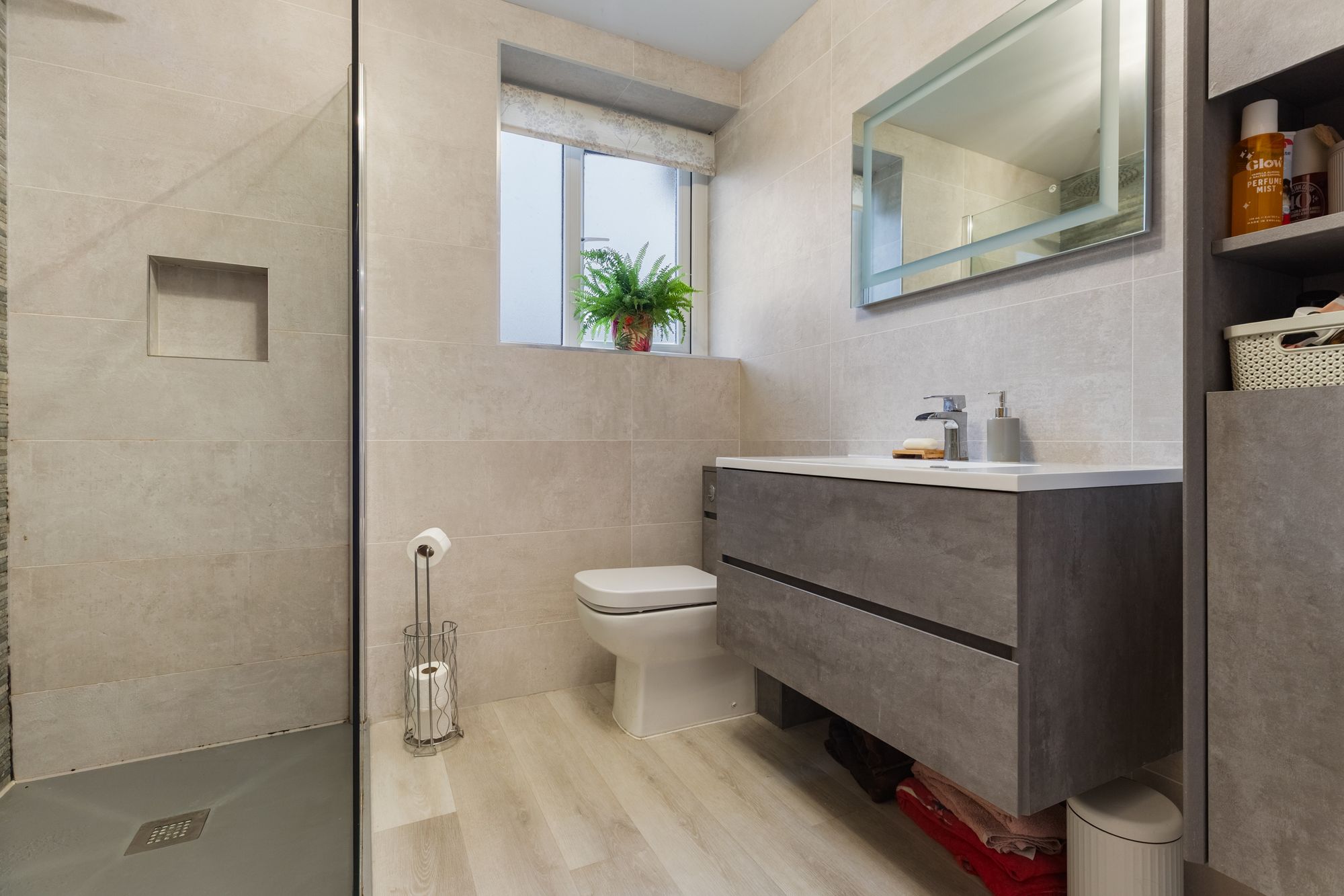 4 bed mid-terraced house for sale in Camp Place, Callander, FK17  - Property Image 14