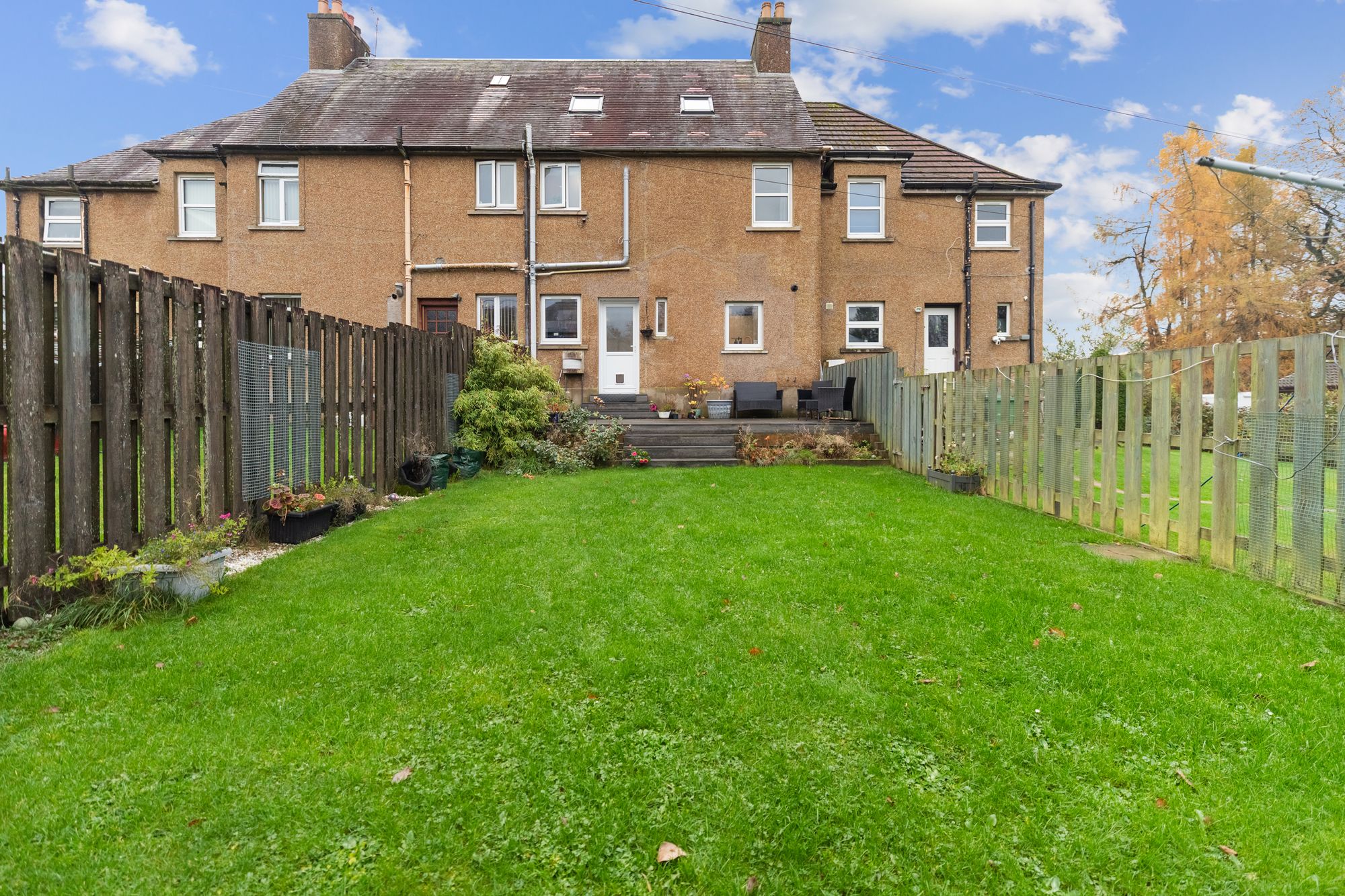 4 bed mid-terraced house for sale in Camp Place, Callander, FK17 22