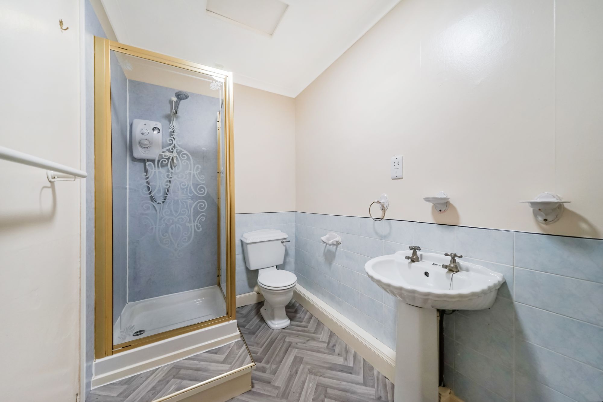 1 bed flat for sale in Ancaster Road, Ellangowan Ancaster Road, FK17 10