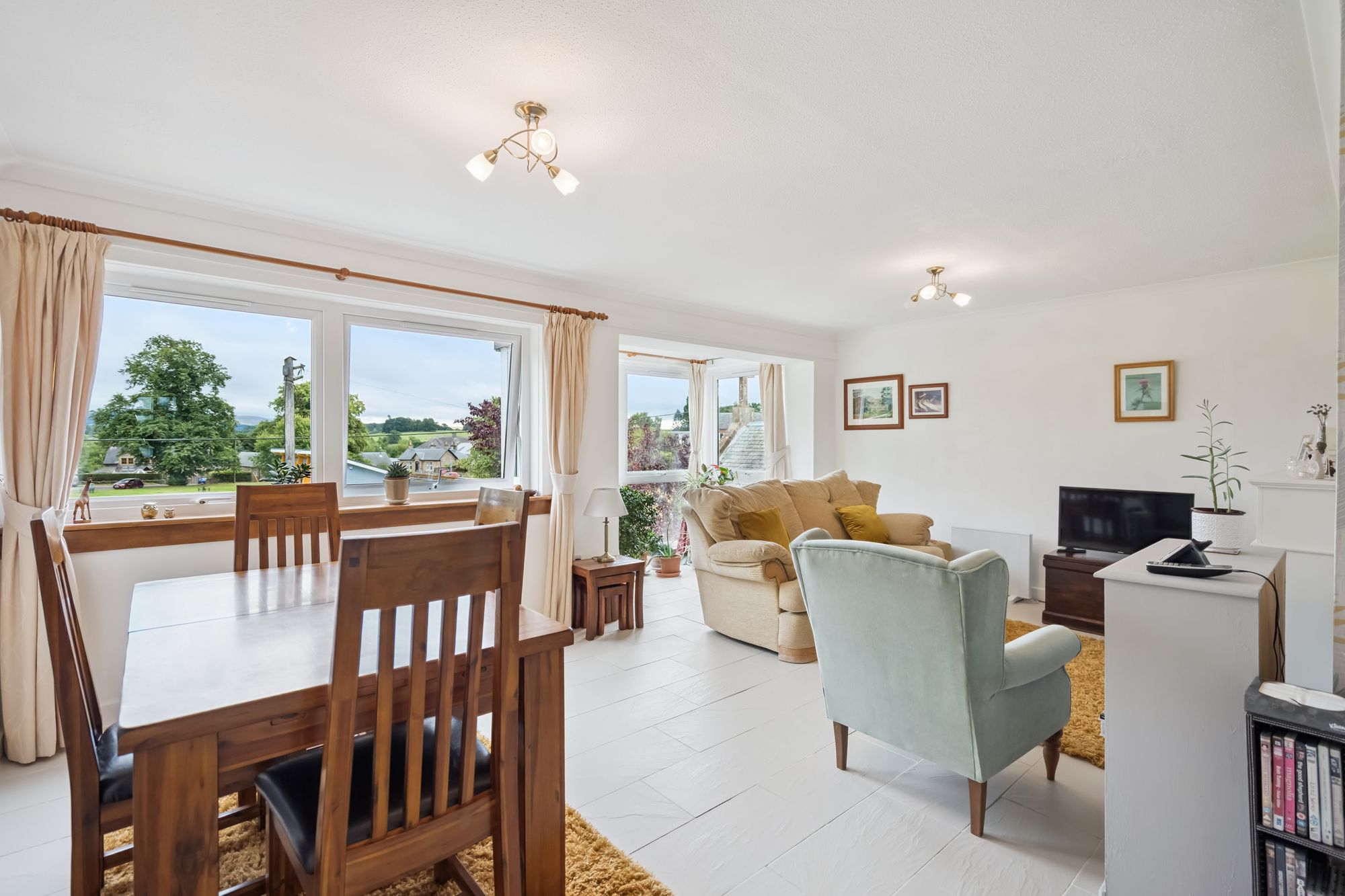 3 bed flat for sale in Moray Street, Doune, FK16  - Property Image 2