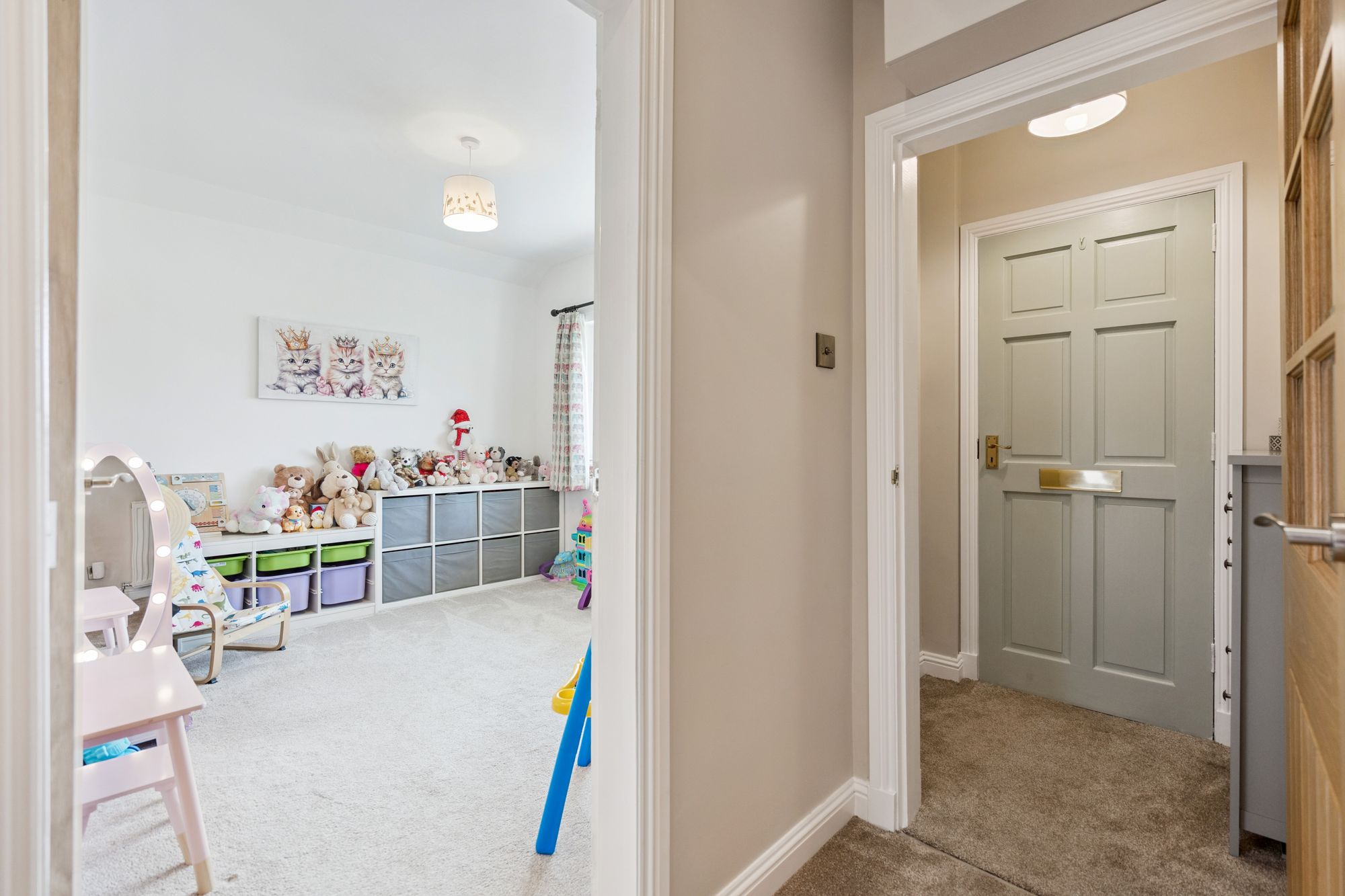 4 bed semi-detached bungalow for sale in Allanbank Road, Kinbuck, FK15 - Property Image 5