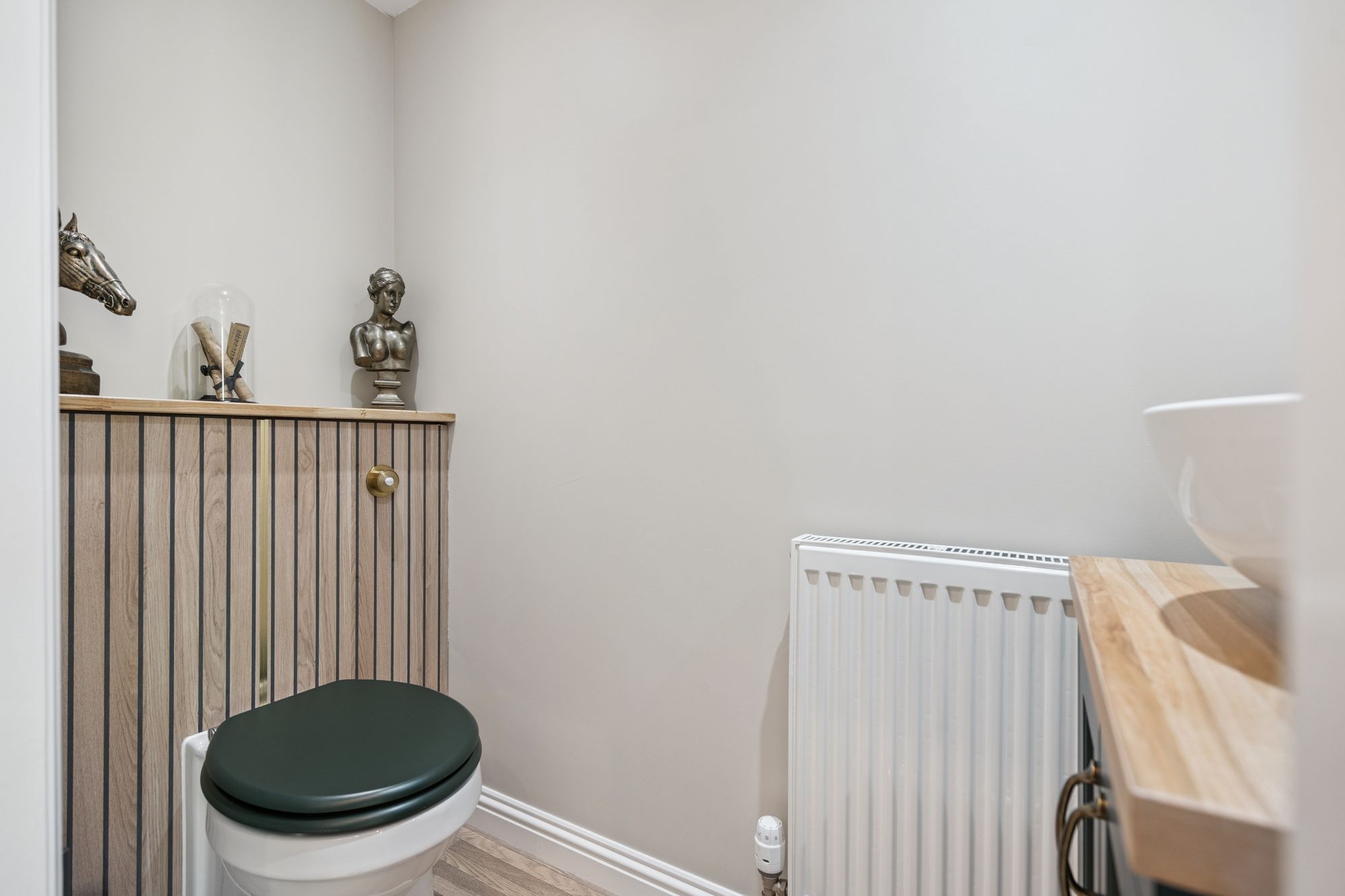 4 bed semi-detached bungalow for sale in Allanbank Road, Kinbuck, FK15 - Property Image 19
