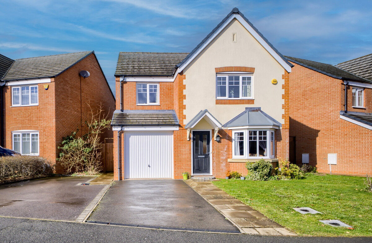 4 bed detached house for sale in Martineau Drive, Harborne, B32 2AS