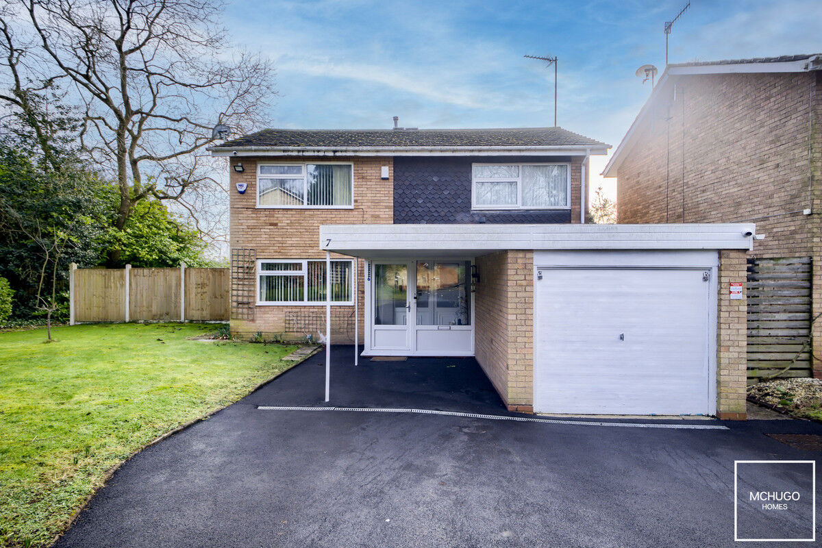 4 bed detached house for sale in Kesteven Close, Edgbaston, B15 2UT