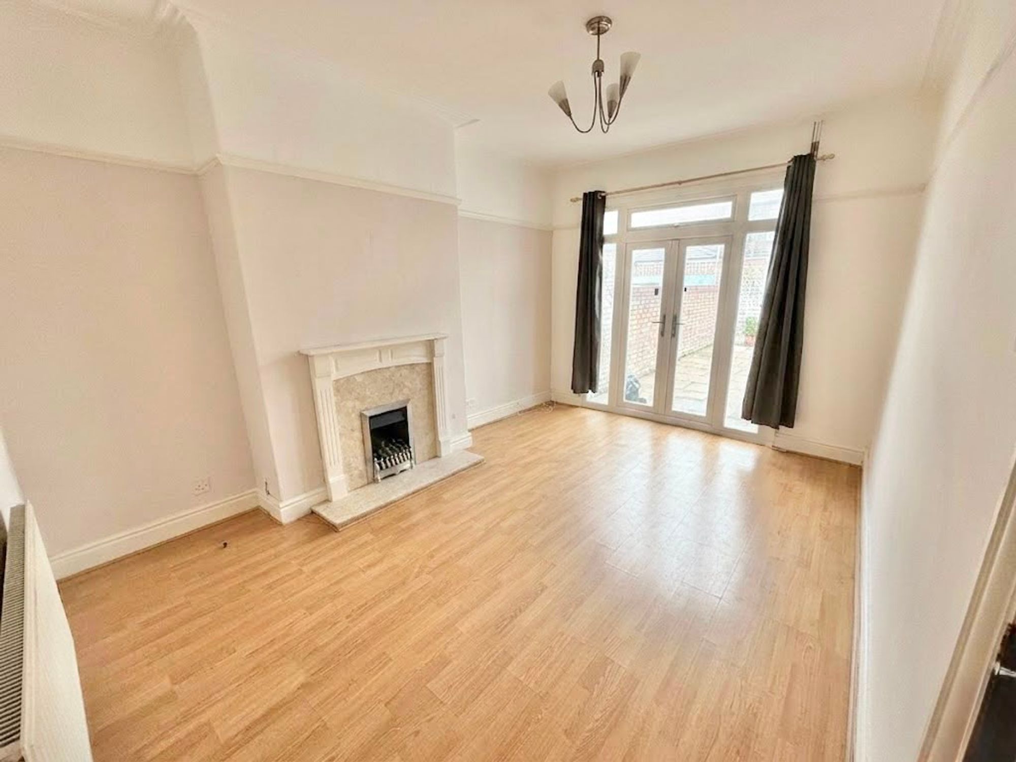 3 bed terraced house to rent in Milton Road, Liverpool 3
