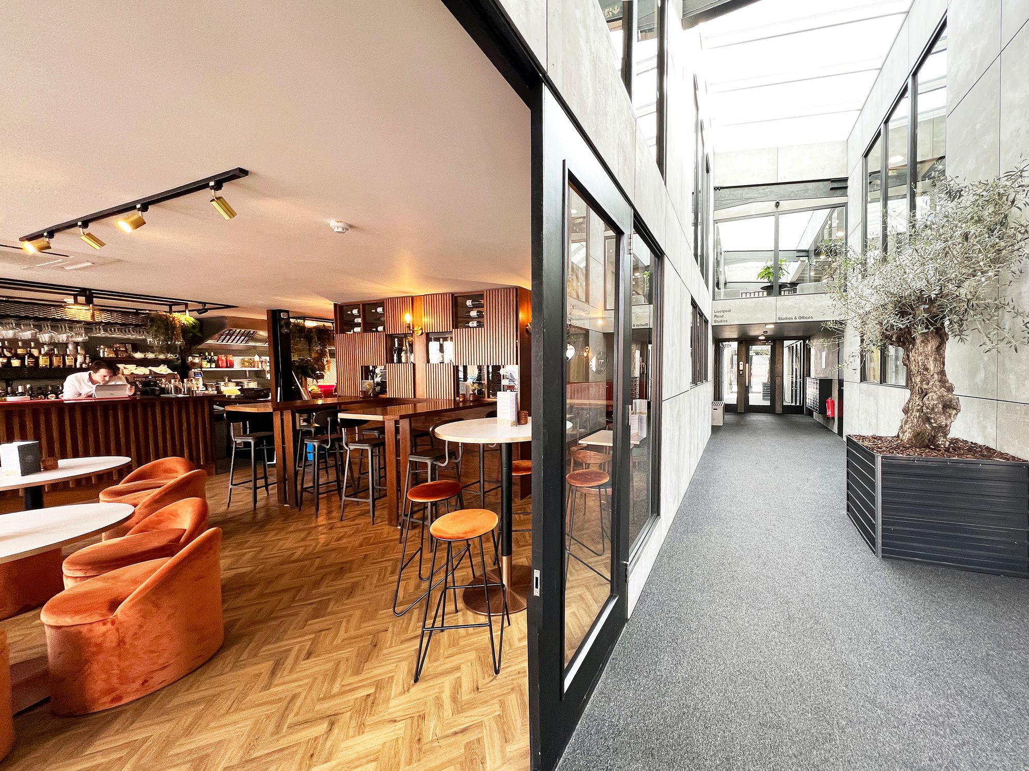 To rent in Liverpool Road, Liverpool 4