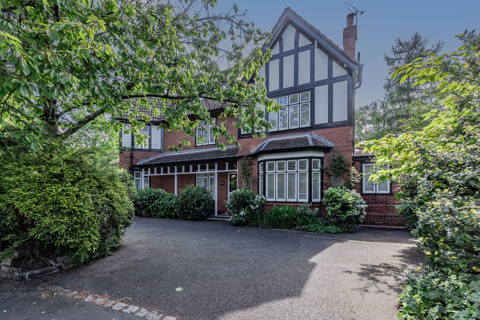 6 bed detached house for sale in Bramhall Lane South, Bramhall, SK7