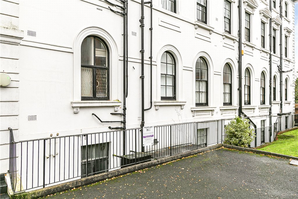 2 bed apartment for sale in College Crescent, London, NW3 17