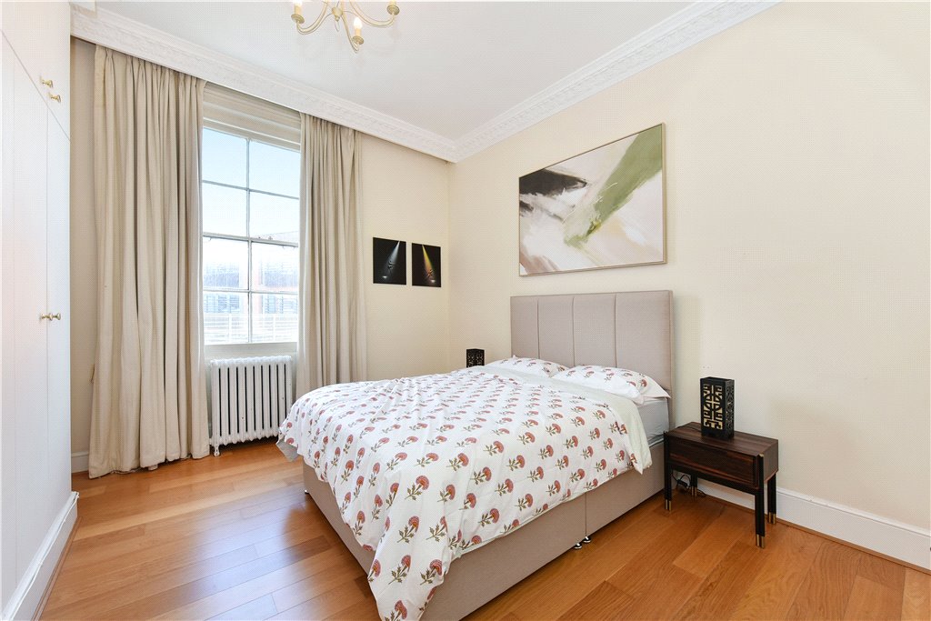 2 bed apartment for sale in College Crescent, London, NW3 20