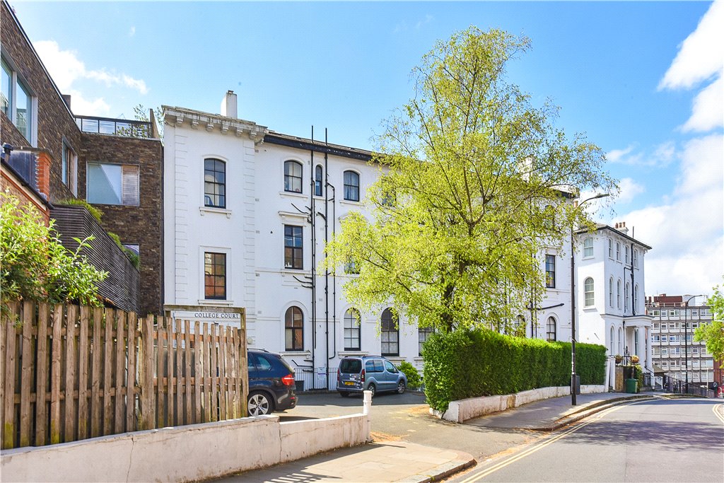 2 bed apartment for sale in College Crescent, London, NW3  - Property Image 1