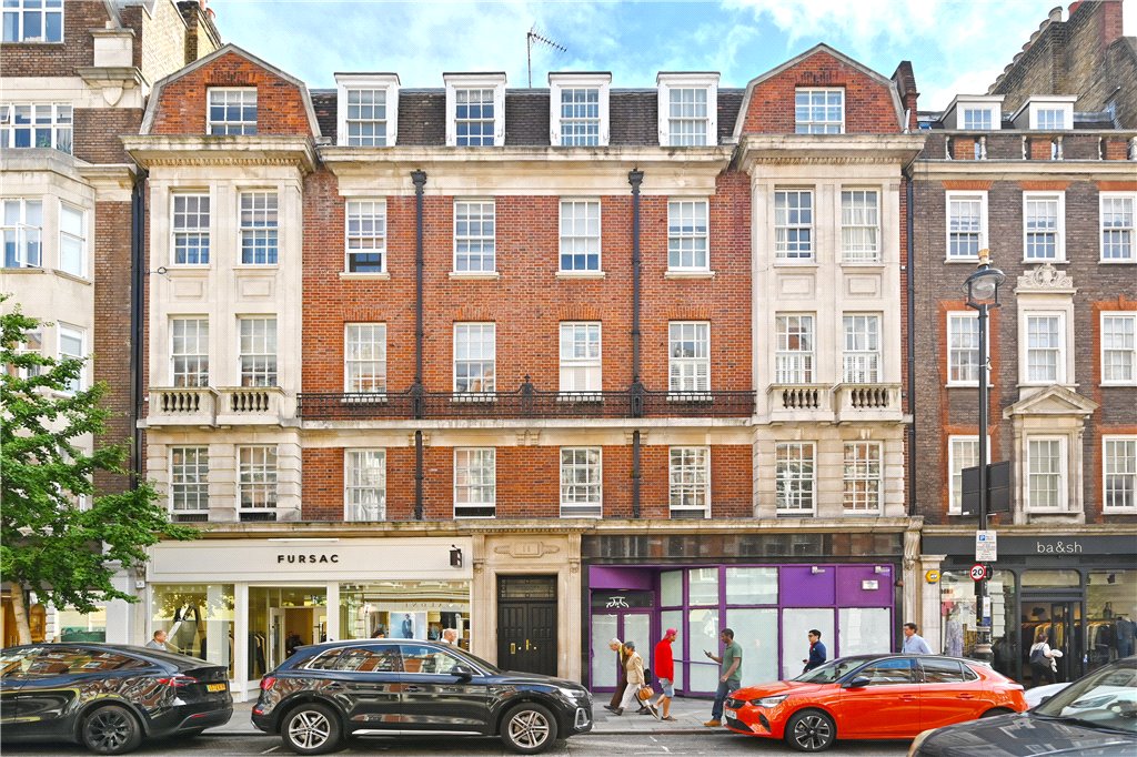 3 bedroom apartment for sale in Marylebone High Street, London, W1U 