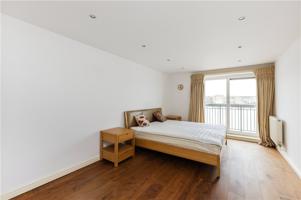 2 bed apartment for sale in Victoria Wharf, 46 Narrow Street, London, E14  - Property Image 12