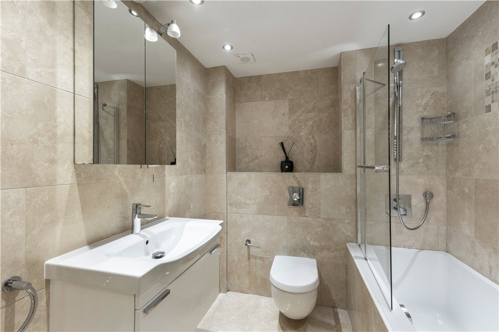 2 bed apartment for sale in Victoria Wharf, 46 Narrow Street, London, E14 10