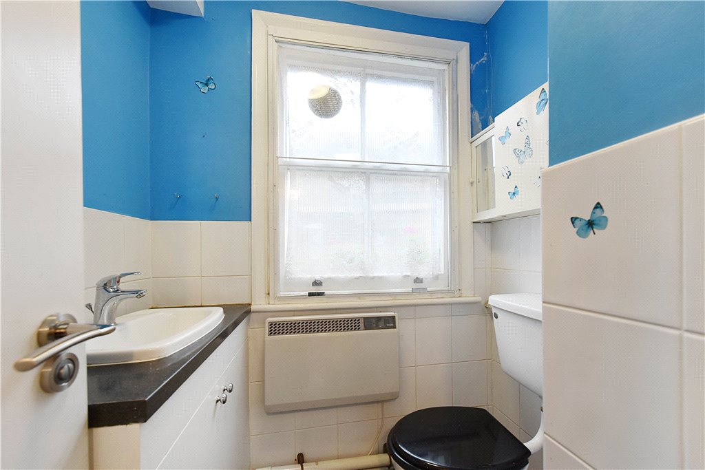 1 bed apartment for sale in Finborough Road, London, SW10 6