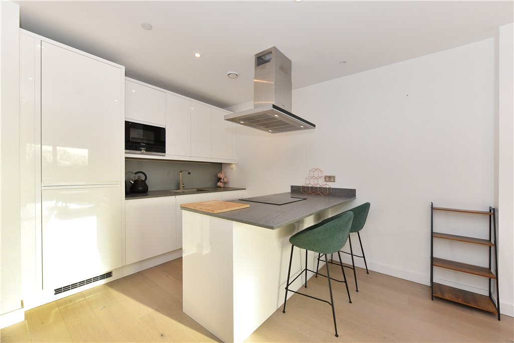 1 bed apartment for sale in Achill Close, London, NW9  - Property Image 3