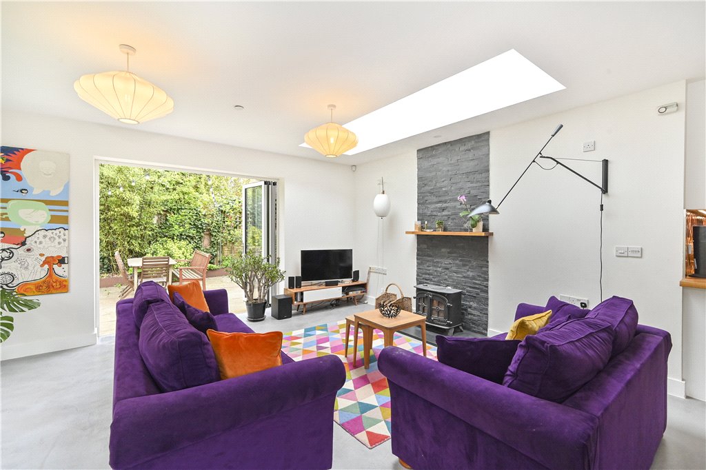 5 bed detached house for sale in Gloucester Drive, London, N4 1