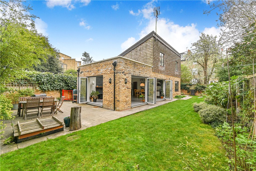5 bed detached house for sale in Gloucester Drive, London, N4  - Property Image 15
