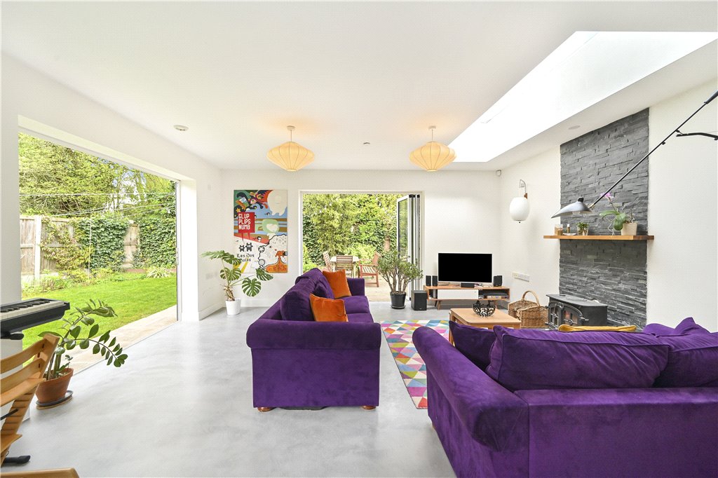 5 bed detached house for sale in Gloucester Drive, London, N4 27