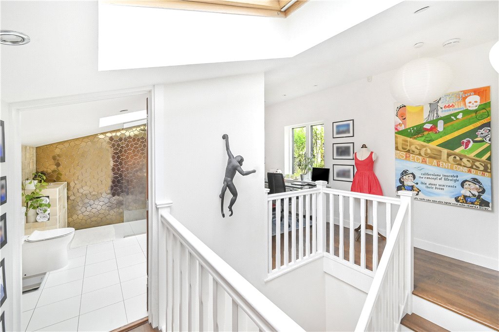 5 bed detached house for sale in Gloucester Drive, London, N4 31
