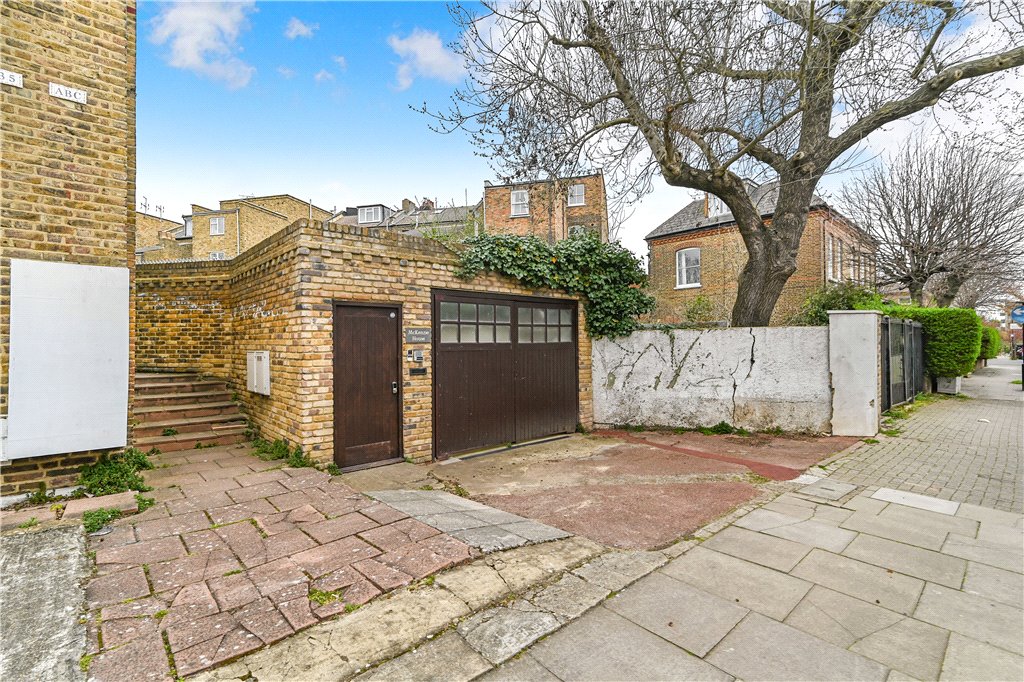 5 bed detached house for sale in Gloucester Drive, London, N4 35