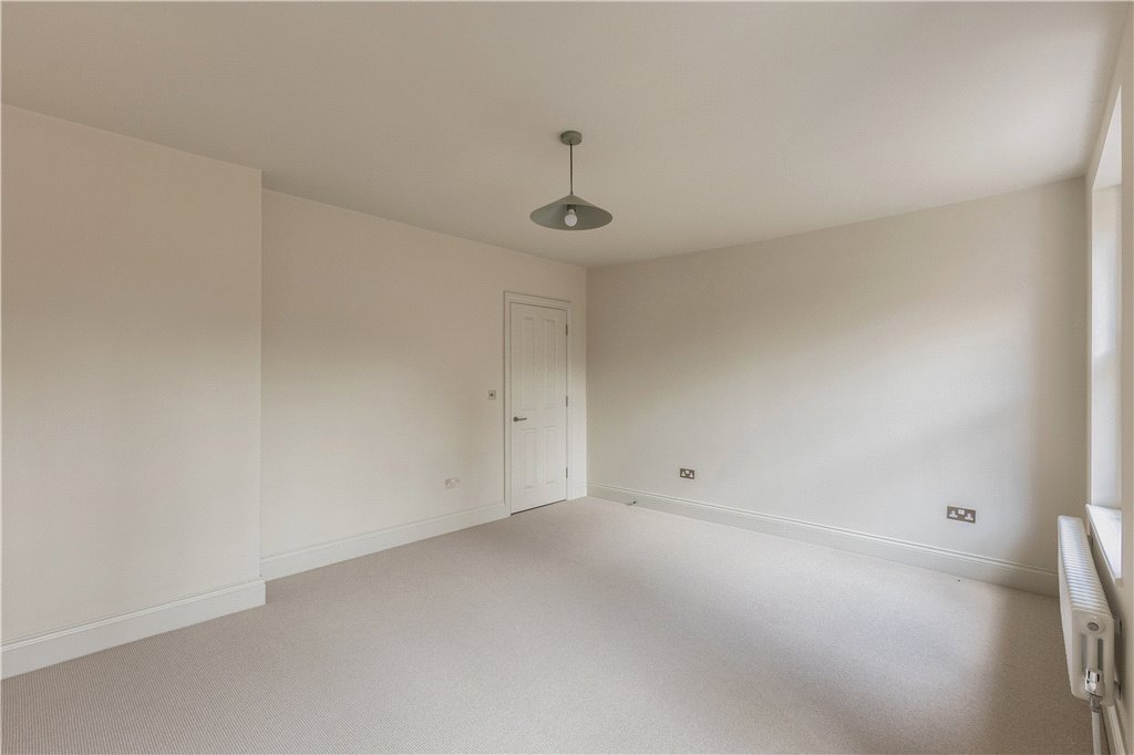 2 bed apartment for sale in Rostrevor Road, London, SW6 12