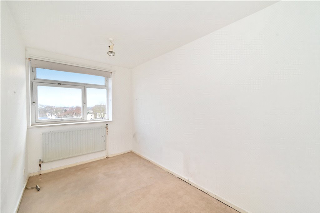 3 bed apartment for sale in St. Johns Wood Park, London, NW8 5