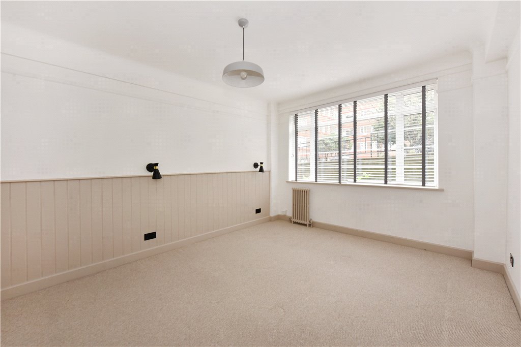 3 bed ground floor flat for sale in Balham High Road, London, SW17  - Property Image 5