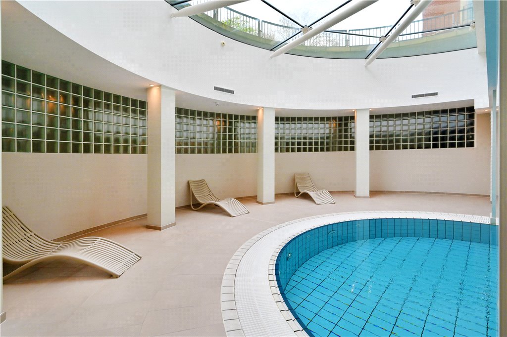 2 bed apartment for sale in Kings Road, London, SW10  - Property Image 16