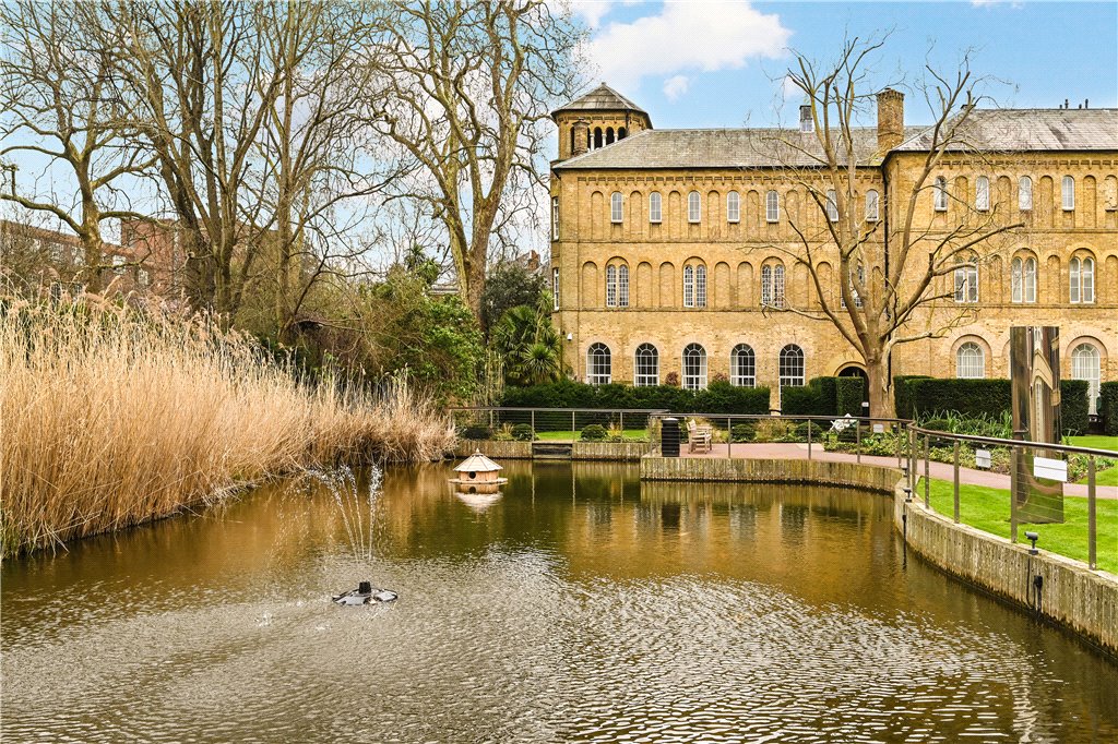 2 bed apartment for sale in Kings Road, London, SW10 22