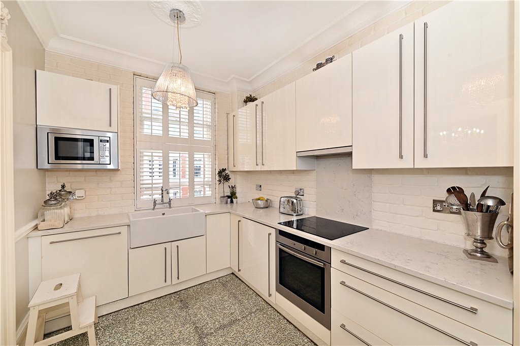 2 bed apartment for sale in Marylebone High Street, London, W1U  - Property Image 11