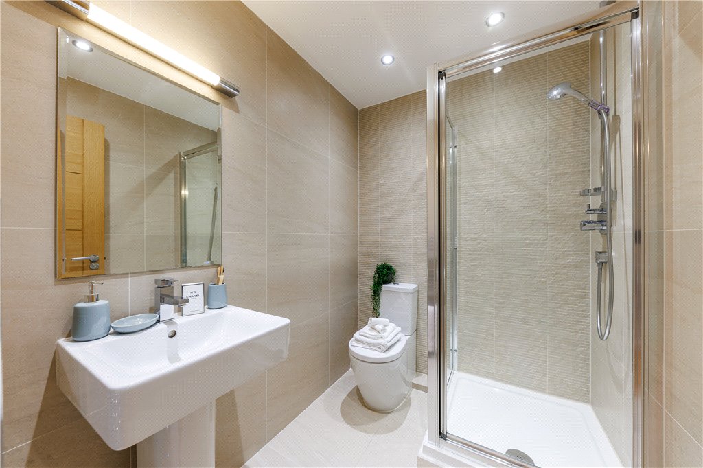 2 bed apartment for sale in Battersea High Road, London, SW11  - Property Image 6