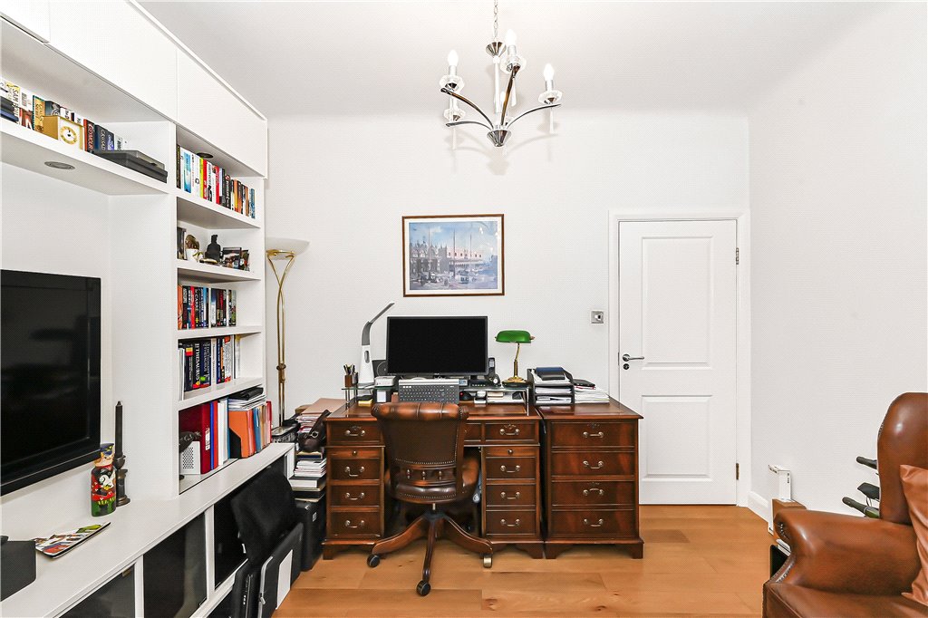 1 bed apartment for sale in Grove End Road, London, NW8 1