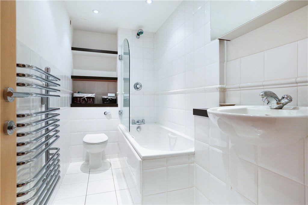 2 bed apartment to rent in Vanilla & Sesame Court, Curlew Street, London, SE1 7