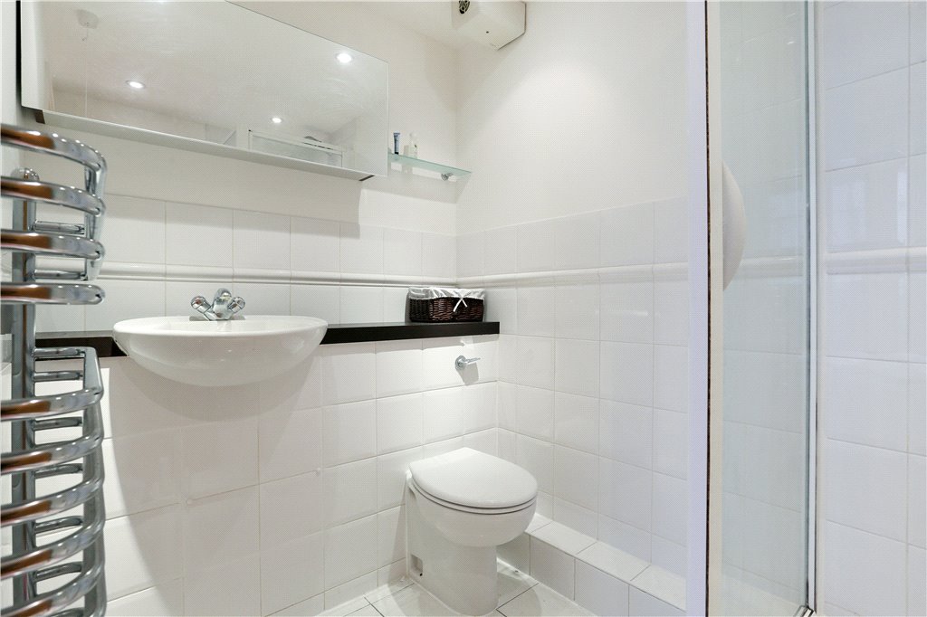 2 bed apartment to rent in Vanilla & Sesame Court, Curlew Street, London, SE1 8