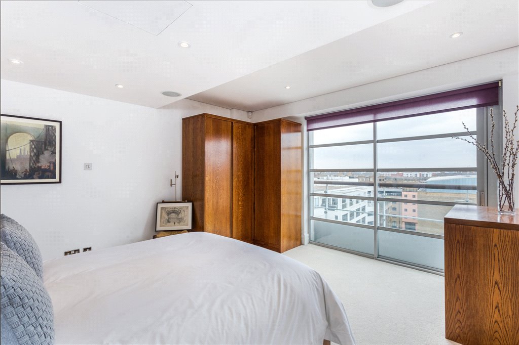 4 bed to rent in Spice Quay Heights, 32 Shad Thames, London, SE1 9