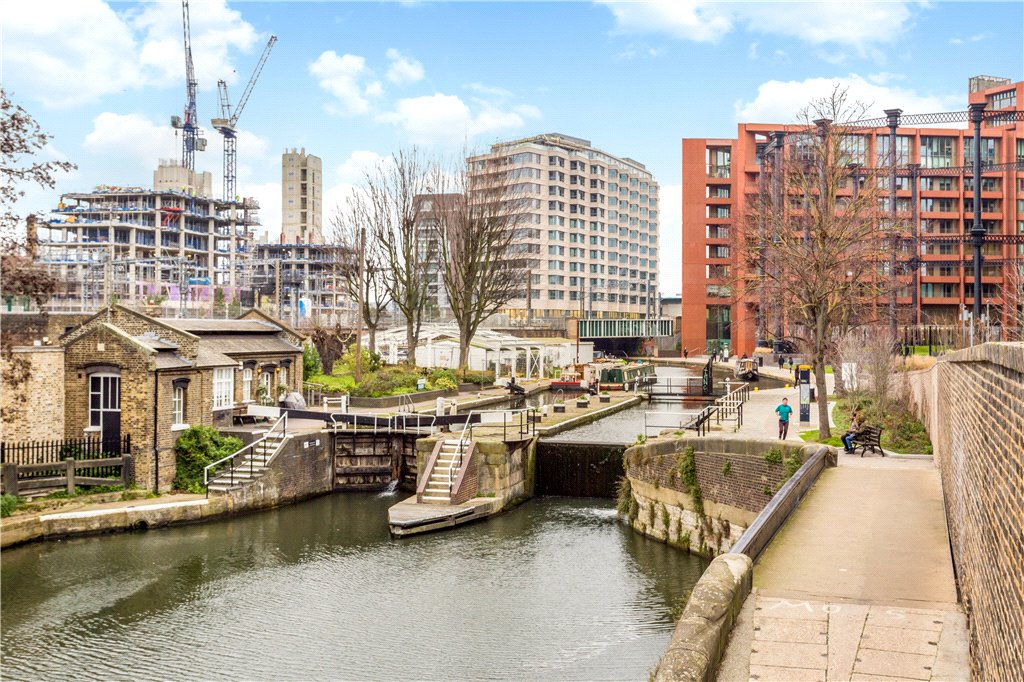 1 bed apartment to rent in Camley Street, London, N1C 12