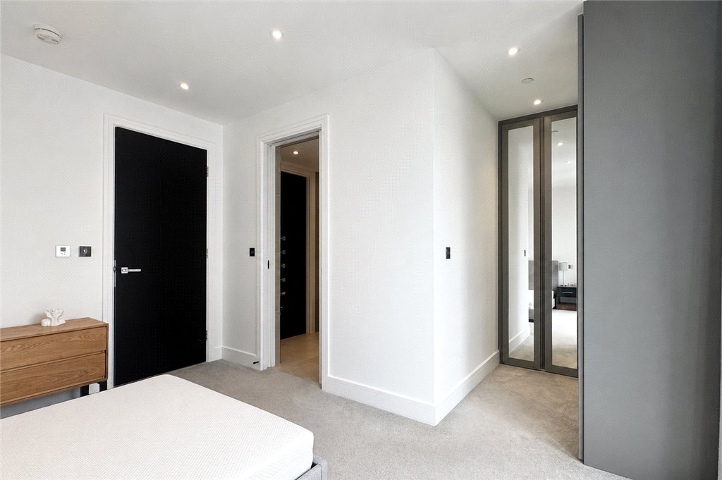 1 bed apartment to rent in Stable Walk, London, E1 7