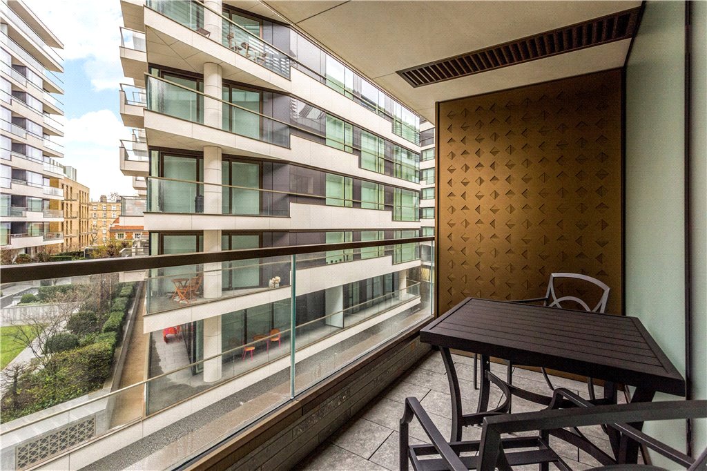 1 bed apartment for sale in Blenheim House, Crown Square, London, SE1  - Property Image 3