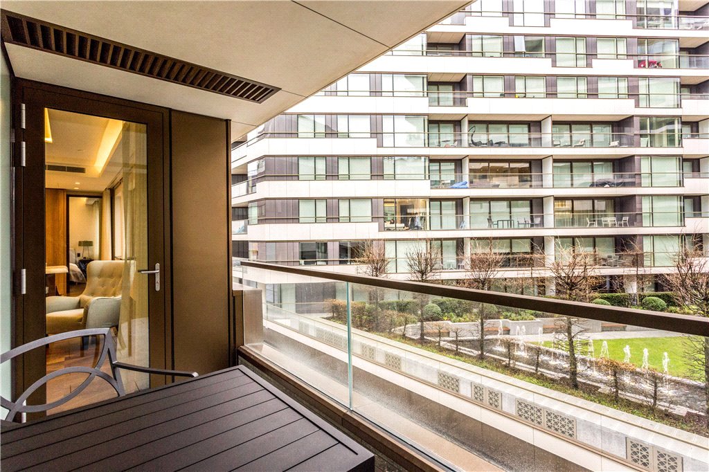 1 bed apartment for sale in Blenheim House, Crown Square, London, SE1  - Property Image 4