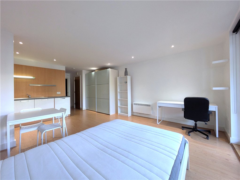 Apartment to rent in Axis Court, 2 East Lane, London, SE16 3