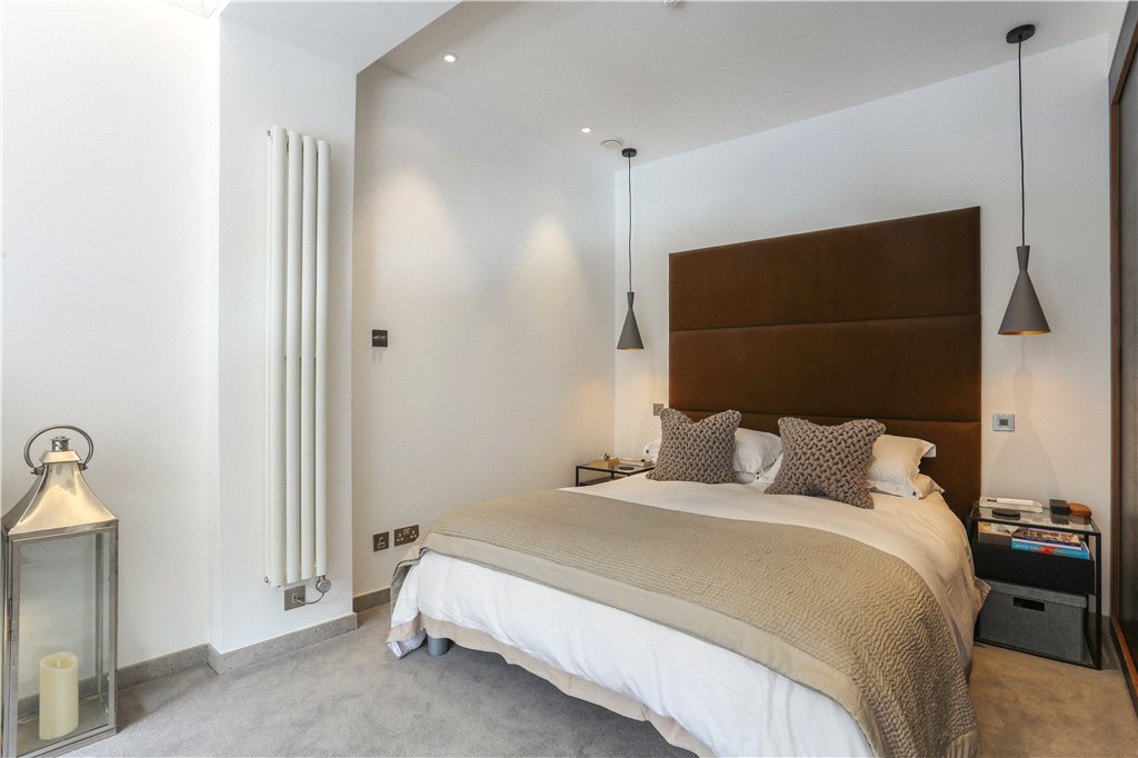 Apartment for sale in Shad Thames, London, SE1  - Property Image 3